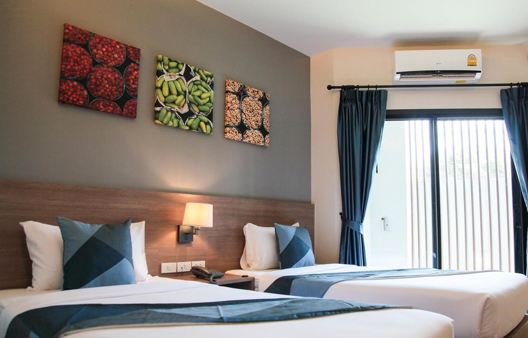 Blue Rabbit Hotel Чантабури Екстериор снимка